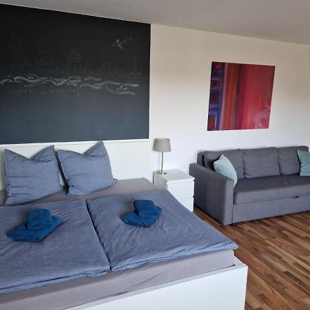 Well Located Flat With Balcony Apartment Dusseldorf Exterior photo