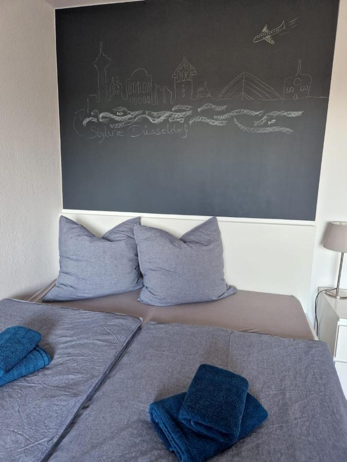 Well Located Flat With Balcony Apartment Dusseldorf Exterior photo